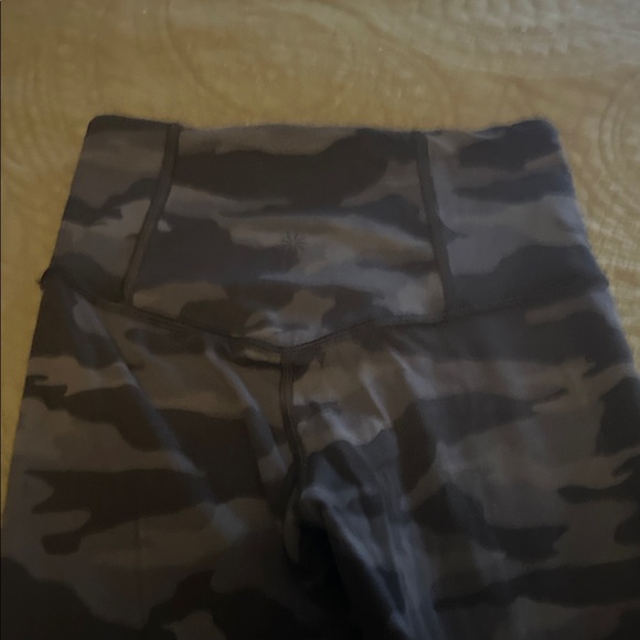 Athleta Black and Gray Camouflage Cropped Pants - Picture 2 of 4